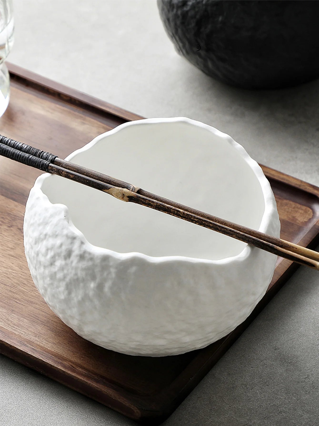 1Pc Asymmetrical Eggshell Bowl, High-End Dessert Bowl, Ceramic Tableware, Yogurt Bowl, Exquisite Creative Cold Dish Bowl, Salad Bowl for Home Decoration, Home Daily Use, Breakfast Oatmeal Bowl, Light Salad Bowl, Gift Giving